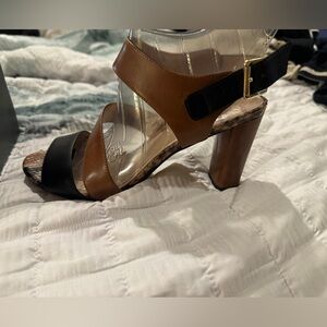 Vince Camuto heel size 8